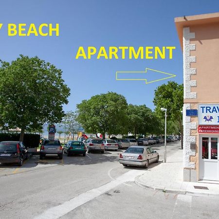 Ap Punta Next To Sandy Beach, Apartment With Garden Omiš Esterno foto
